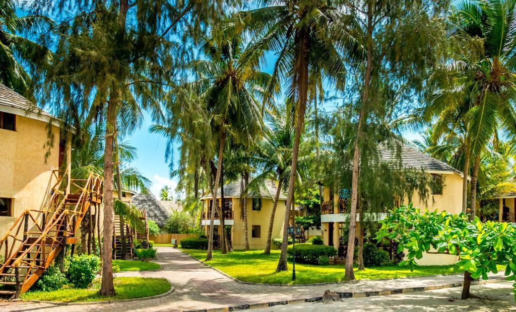 Ahg Maya Bay Resort & Spa Michamvi Kae Bagian luar foto